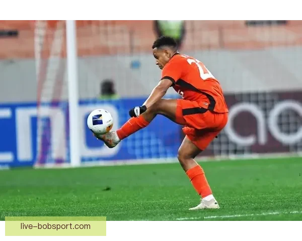 莱昂纳多：期待与队友磨合顺利 希望在上海德比中进球并取得胜利