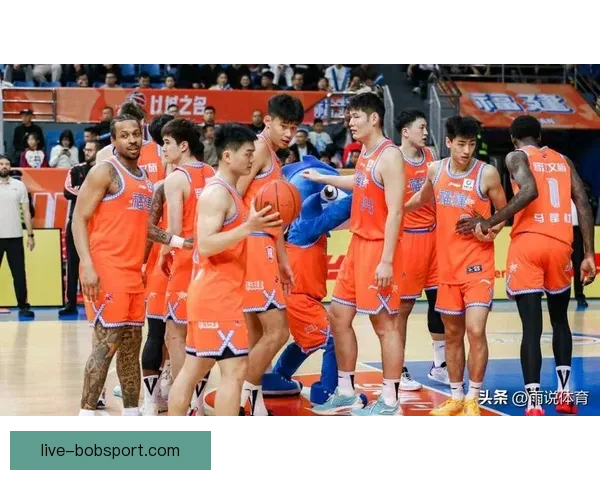 CBA最新排名：广东深圳稳居前四 七至十一名竞争激烈 五队争夺北控12强席位